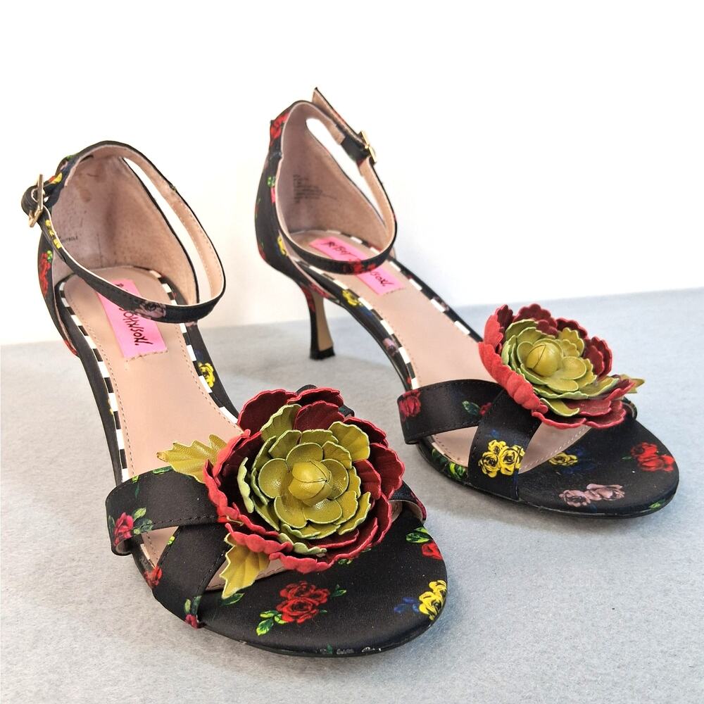 Betsey Johnson Kitten Heel Pumps Shoes Women's 6.5M Black w/ Flowers